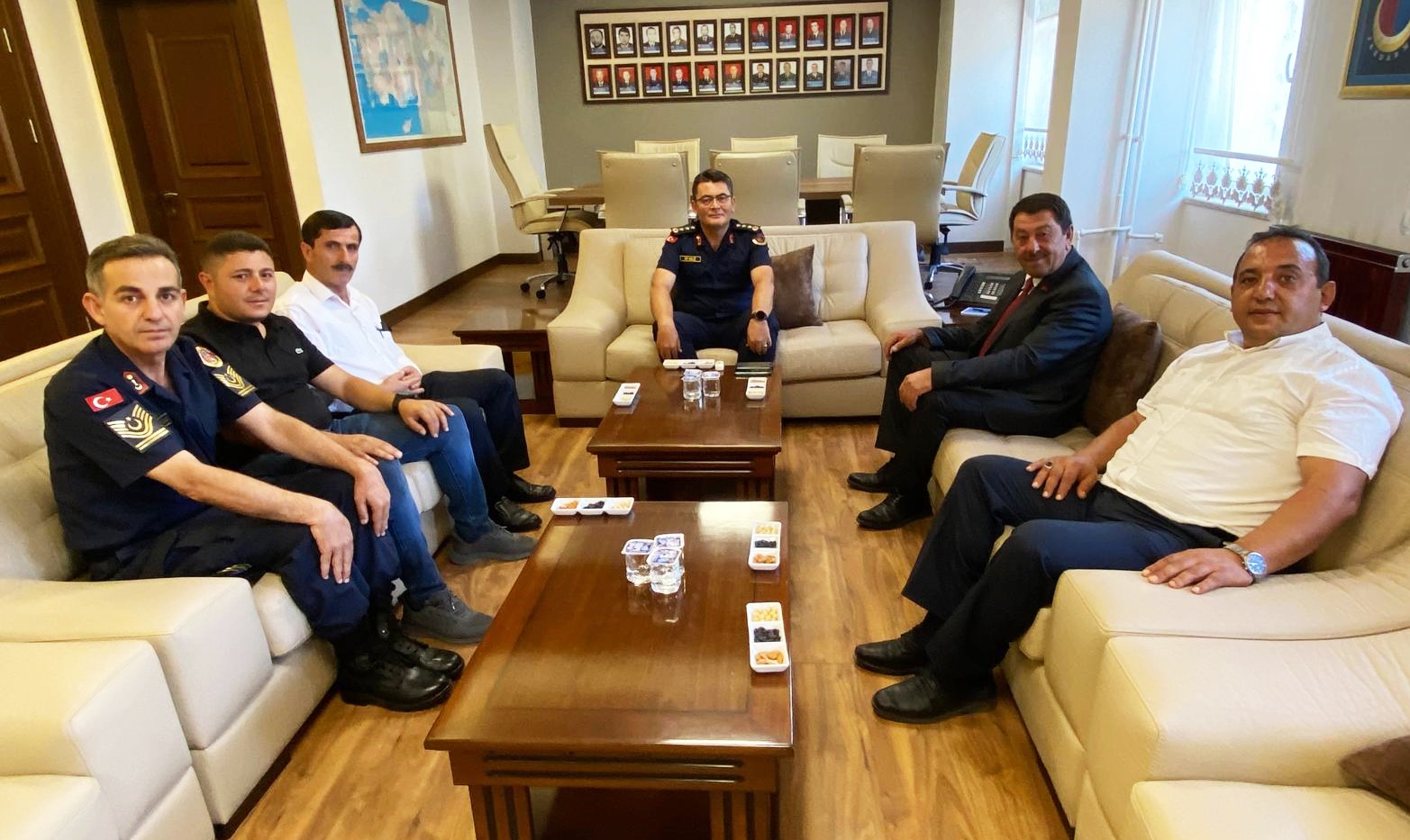 ŞOFÖRLER ODASI’NDAN KOMUTANA ZİYARET!